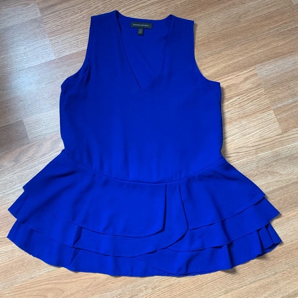 NEW Banana Republic Peplum Top - Picture 1 of 4